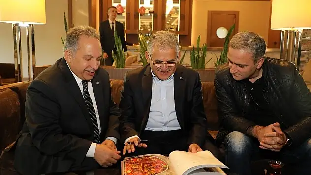 Başkan Yalçın:'Gastronomi Çalıştayı, yemek kültürümüzün tescili'
