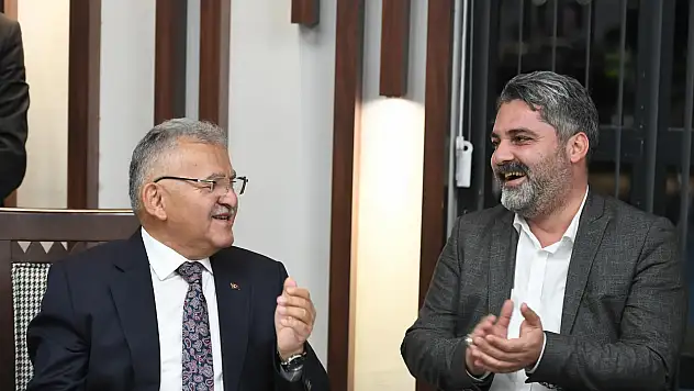 'Başkanımız, yine ağabeyliğini gösterdi'