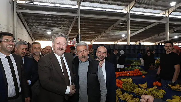 Başkanın pazar çıkarması
