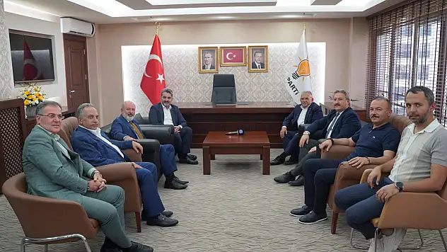 Başkanlardan Üzüm'e ziyaret