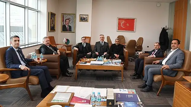 Başkanvekili Özdoğan'dan Nursaçan'a hayırlı olsun ziyareti