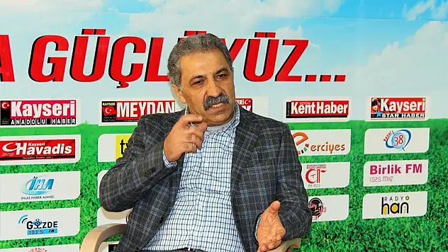 Bedir: 'Enkazın başında herkes ağlasa ne olur ağlamasa ne olur?'