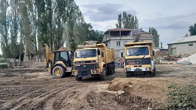 Belediye kamyon satacak!