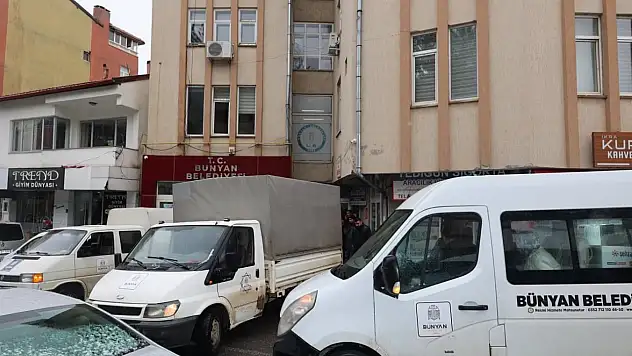 Belediyeden hane hane Ramazan desteği