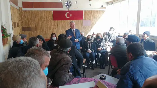 'Belediyemizi gönderdiler bizi başıboş koyuna döndürdüler!'