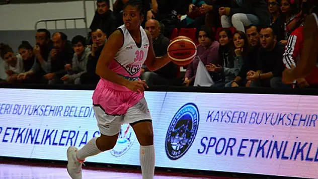 Bellona AGÜ Spor, EuroCup'ta 3'te 3 Yaptı