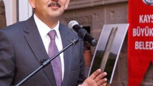 'BEN HEP TEK DİLİ SAVUNDUM'