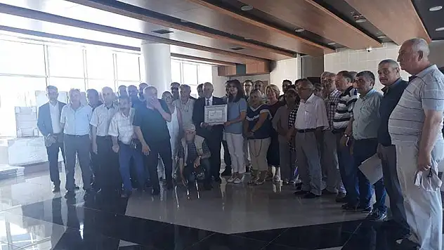 'Ben Kayseri'nin Milletvekiliyim, kapım ve gölüm herkese açık'