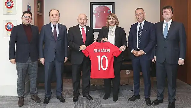 Berna Gözbaşı'dan Başkan Nihat Özdemir'e ziyaret	