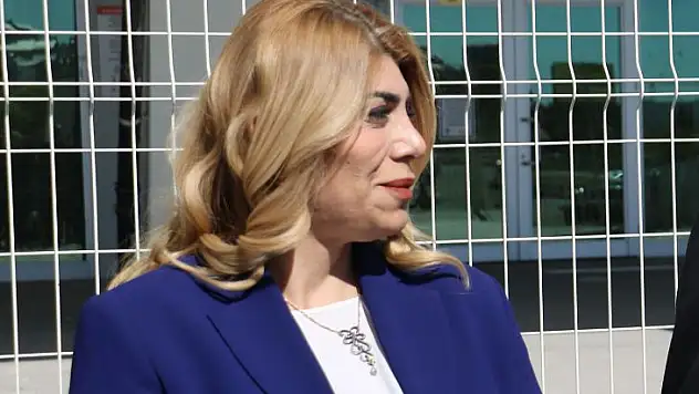 Berna Gözbaşı: Olaylara karışmayın