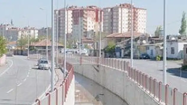 BETON TAŞKIN SU KANALLARI ŞEHRİN SİGORTASI OLDU