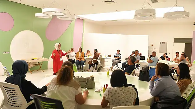 Bilim Merkezi'nde 'Öğretmen Akademisi'