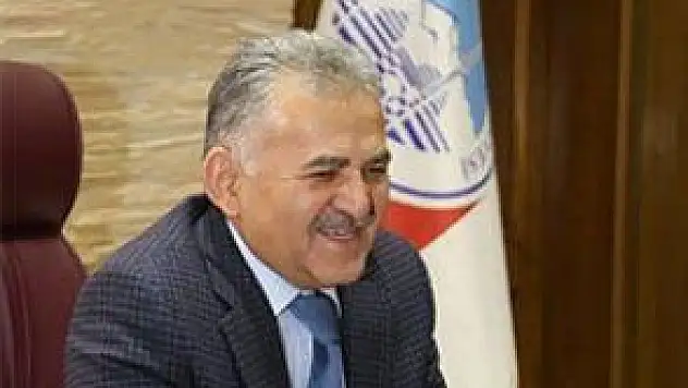 120 BİN ÖĞRENCİ OKUL YOLLARINDA 'AMAN DİKKAT'