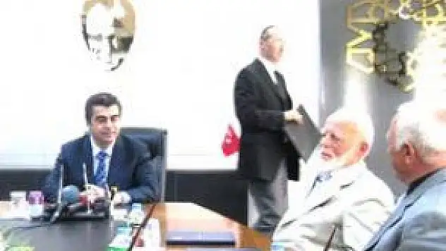 BİR GARİP HAYIR!