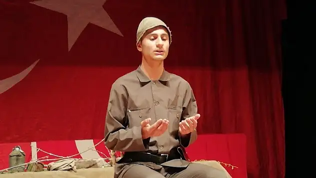 Birlik Vakfı'ndan 'Bir Ölürüz Bin Diriliriz' Tiyatro Oyunu
