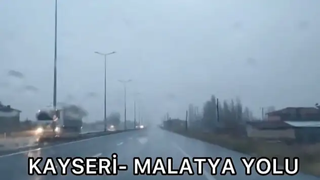 Bölge trafik ekiplerinden uyarı: Islak zemin ve yağış var