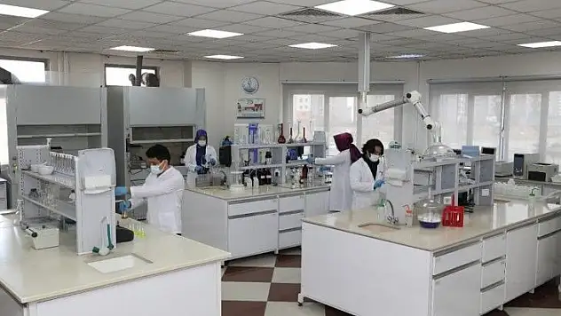 Bölgenin en güçlü su laboratuvarları KASKİ'de