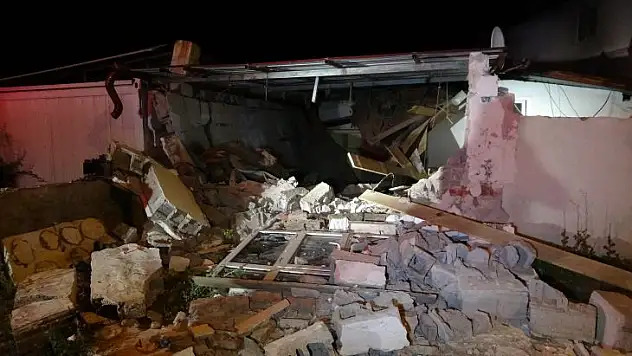 Bomba gibi patladı: 2 yaralı