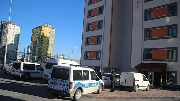 Boşandığı eşi tarafından silahla vurulan kadın ağır yaralandı