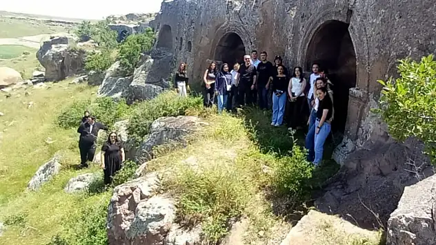 Bu yol 3 bin yıllık tarihe çıkıyor