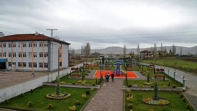 Bünyan Belediyesi Akmescit'te yatırımlara devam ediyor
