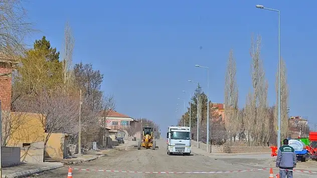 Bünyan Belediyesi yol yapım çalışmalarına başladı