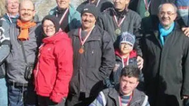 BÜNYAN KIŞ YÜZME ŞENLİĞİ İLE ŞENLENDİ