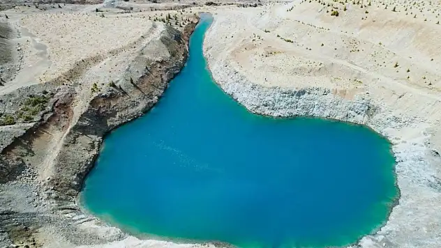 Burası Kayseri'de! Bahar aylarının mavi boncuğu