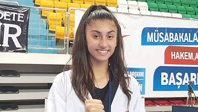 Büşra Öztürk Avrupa Şampiyonası Hazırlıklarını Sürdürüyor
