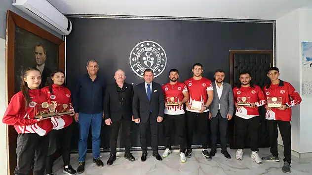 Büyük başarı! Şampiyon döndüler!