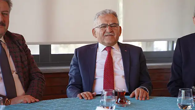 Büyükkılıç: Biz üfürmüyoruz, atmıyoruz