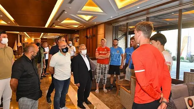 Erciyes'e yabancı sporcu akını