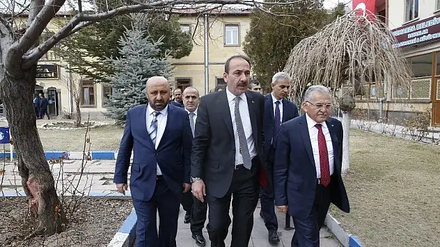 Döngeloğlu'ndan Büyükkılıç'a, 'Dostum, ağabeyim'