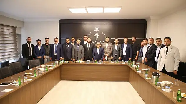 Büyükkılıç, iş adamları ile buluştu