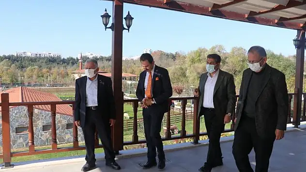 Özhaseki ve Büyükkılıç, İstanbul'da Mantı Festivaline katıldı