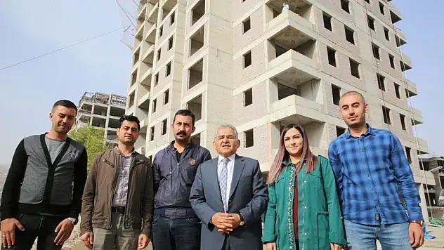 Büyükkılıç, Kazım Karabekir Kentsel Dönüşüm inşaat alanında incelemelerde bulundu
