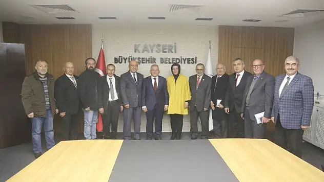 Büyükkılıç, muhtarlarla istişaresini sürdürüyor