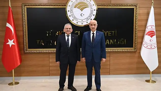 Büyükkılıç Özhaseki ve Kirişci'yi ziyaret etti