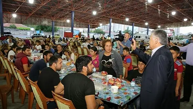 &quotRamazan ayı sosyal belediyecilikte sınav ayıdır&quot