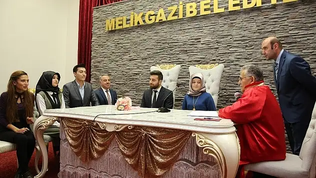 Büyükkılıç, 'Sevgisiz hiçbir şey olmaz' 