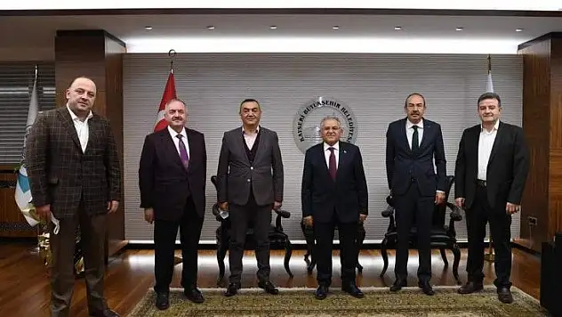 Büyükkılıç'tan OSB hamlesi! Kavgalı tarafları bir araya getirdi