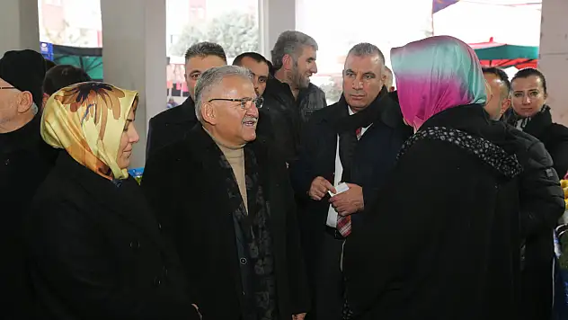 Büyükkılıç'tan pazar çıkarması