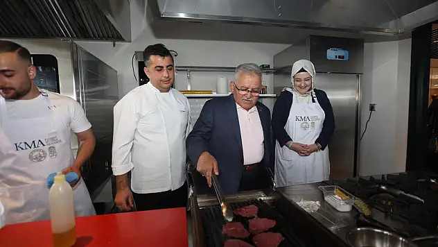 Büyükkılıç'tan şef adaylarına müjde