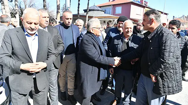 Büyükkılıç ve Akar'dan Sarıoğlan ve Akkışla'da Ramazan buluşması