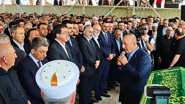 Büyükkılıç ve Çamlı Çavuşoğlu'nun cenazesine katıldı