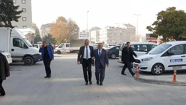 Büyükkılıç ve Çelik'ten 'Birlikteyiz' pozu