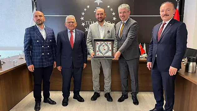 Büyükkılıç ve Çopuroğlu iş adamlarını ziyaret etti
