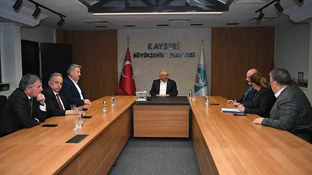 Büyükşehir'de deprem toplantısı...