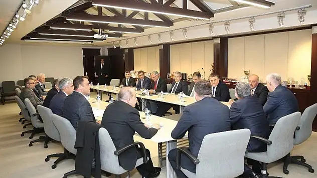 Büyükşehir'de yatırım koordinasyon toplantısı