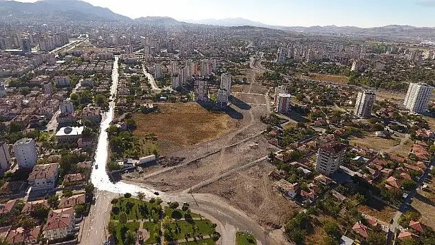 Büyükşehir'de yol çalışmaları devam ediyor